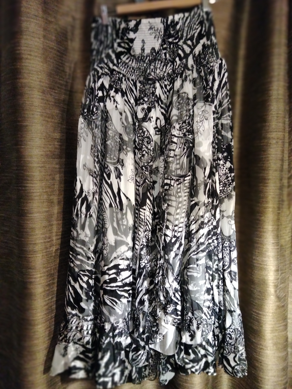 Peter Nygard Black & White Printed Maxi Skirt/ Multi Function Cocktail Dress 👗